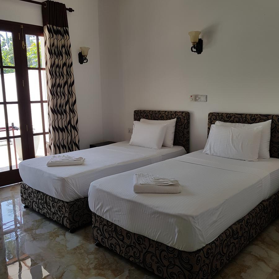 Sithi Villa Hikkaduwa Extérieur photo